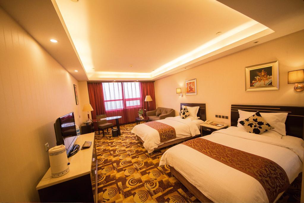 Jingzhou International Hotel Шъдзяджуан Екстериор снимка