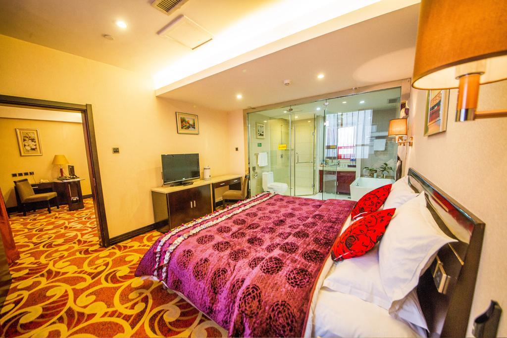 Jingzhou International Hotel Шъдзяджуан Екстериор снимка
